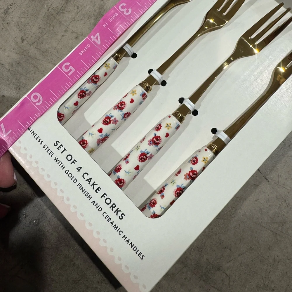 Cath Kidston Gold Cake Forks w/ Floral Handles- set of 4! Fun& functional forks